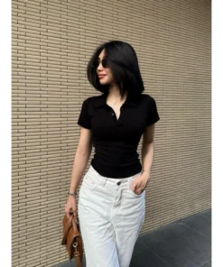 Áo Polo Nữ Form Ôm Tay Ngắn