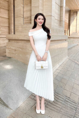 Đầm trắng dự tiệc